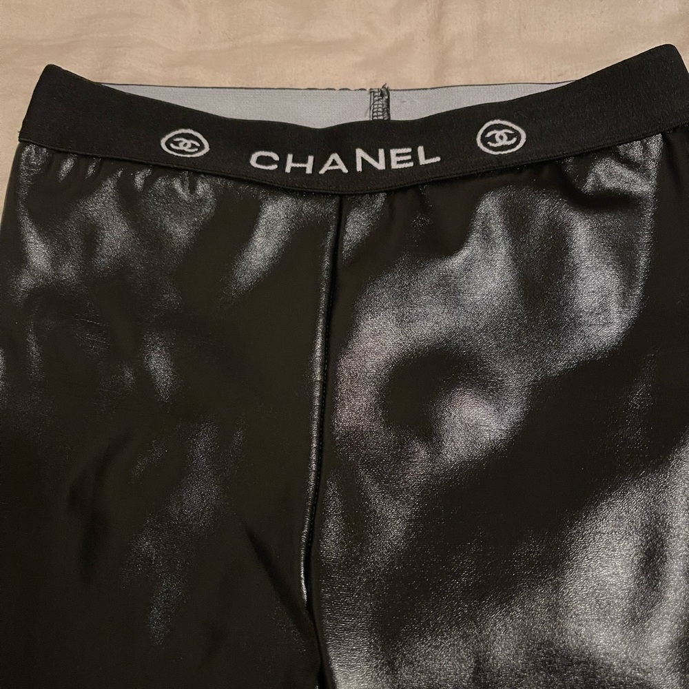 Authentic Chanel - Picture 2 of 2